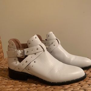 Halogen Womens White Studded Boots